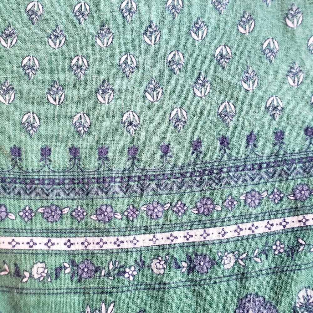 Super cute old navy floral shorts